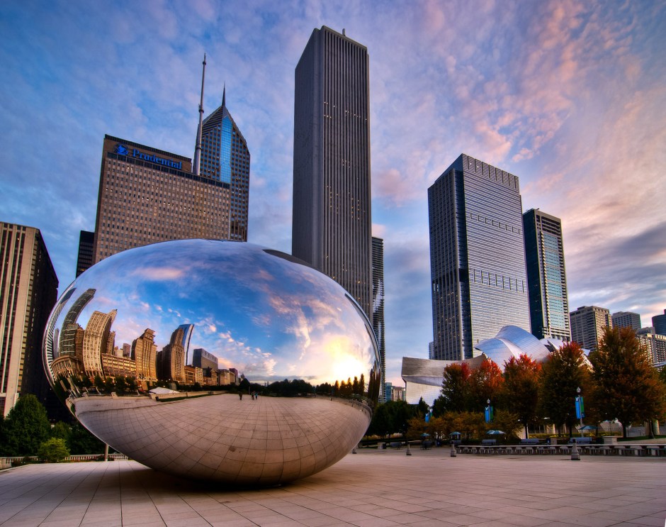 Chicago-Bean-the-egg