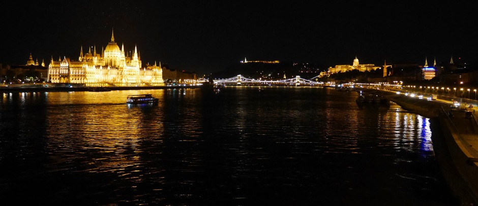 Budapest vista dal Ponte dell'isola Margherita.