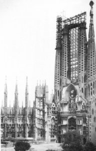 Antoni Gaudì Sagrada Familia foto 1928 img